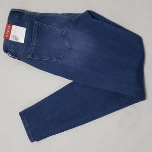 Guess Mid Rise Jeans NWT👖